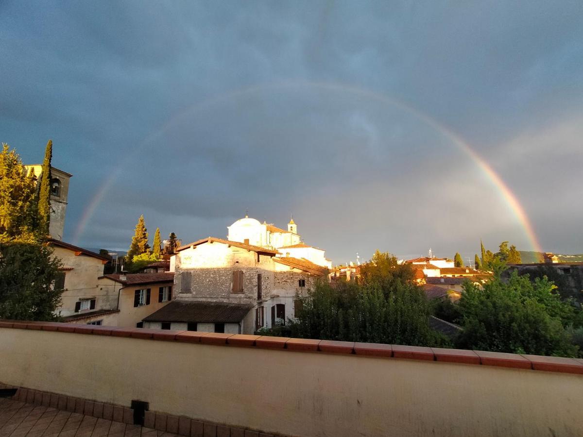 Borgo Antico Appartement San Felice del Benaco Buitenkant foto