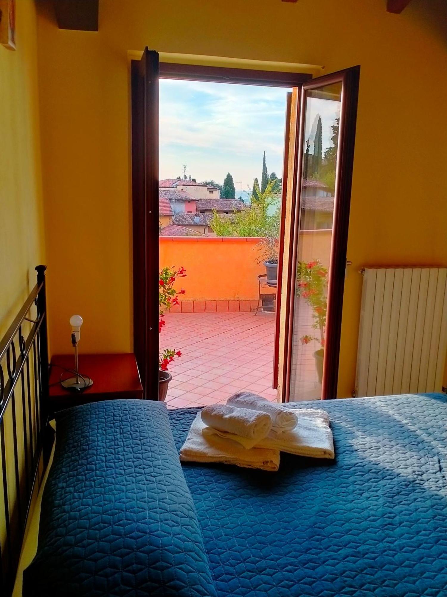 Borgo Antico Appartement San Felice del Benaco Buitenkant foto