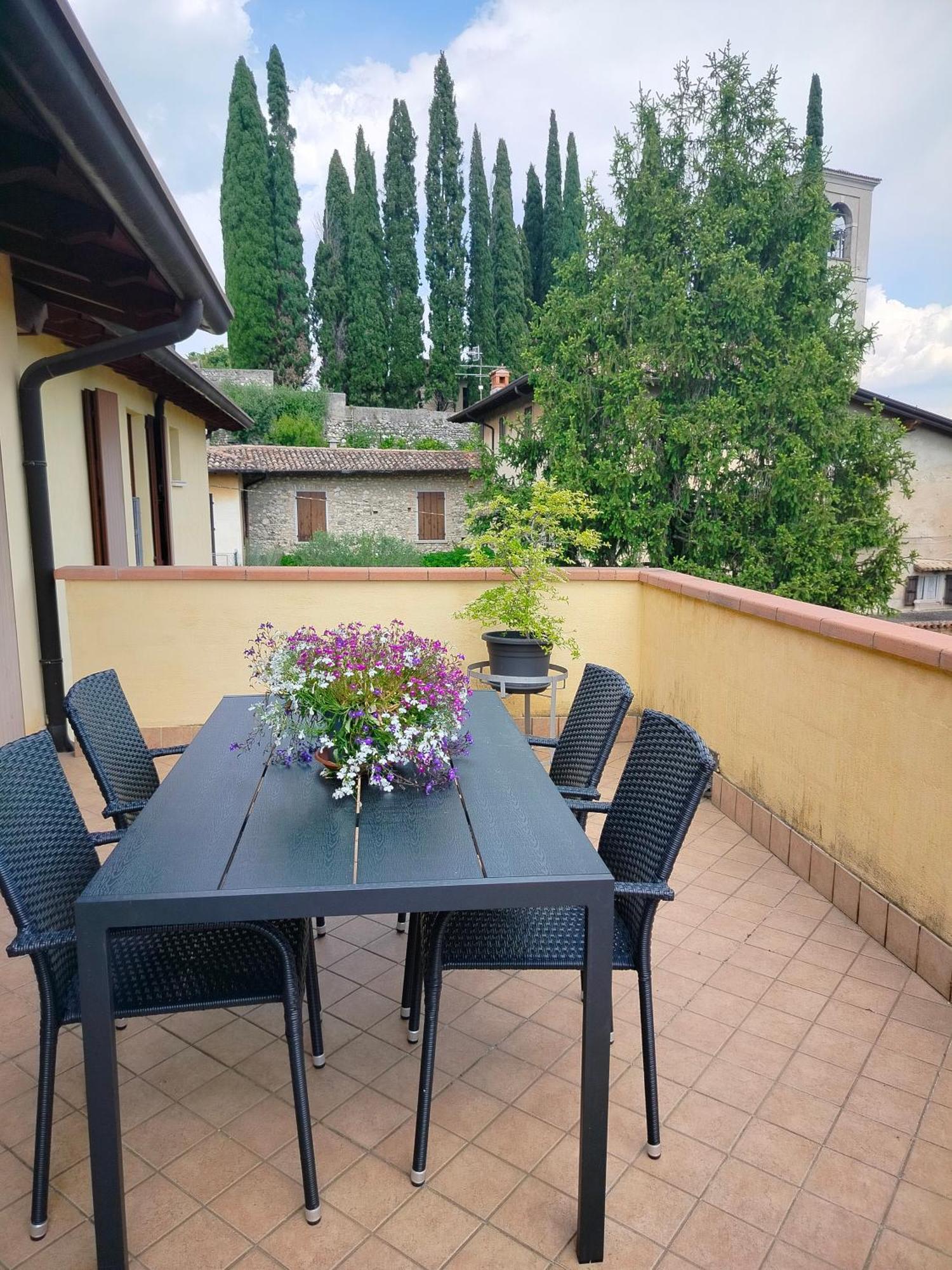 Borgo Antico Appartement San Felice del Benaco Buitenkant foto
