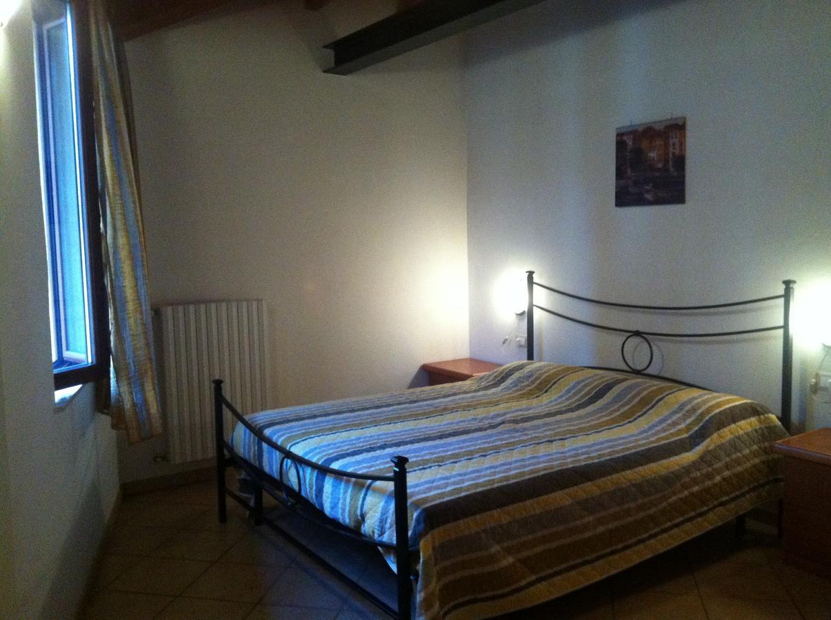 Borgo Antico Appartement San Felice del Benaco Buitenkant foto